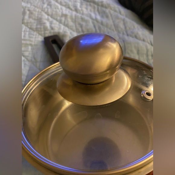 IKEA pot with lid - Picture 1 of 4